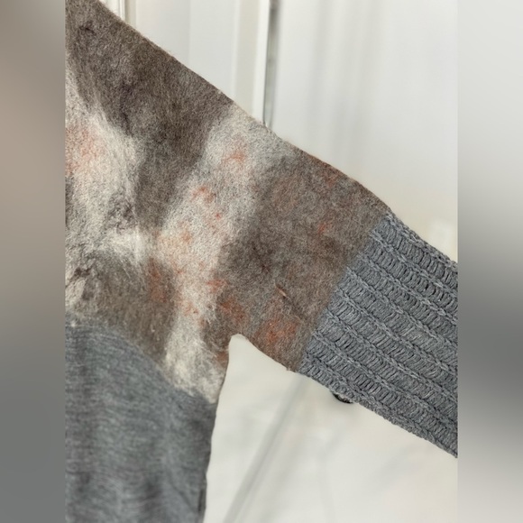 Western style wool turtleneck sweater gray and tan NSF for Intermix size small - Picture 9 of 16